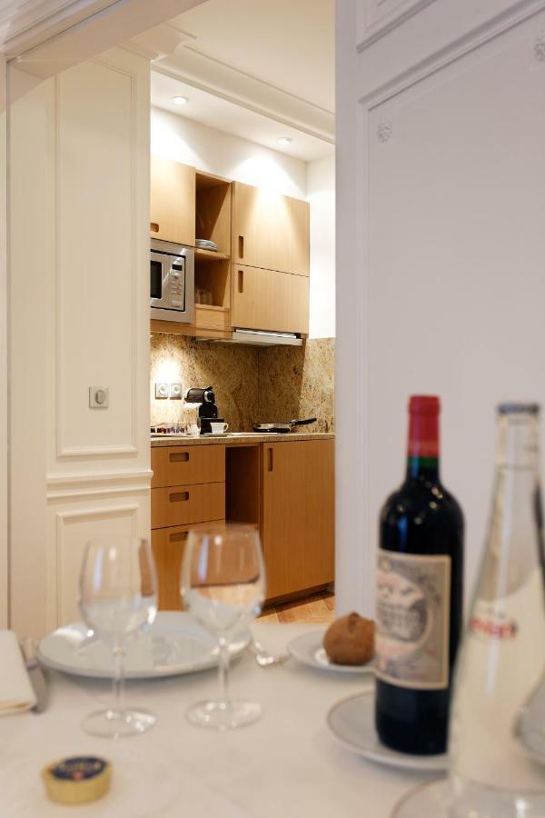 Majestic Apartments Champs Elysees Paris Eksteriør billede